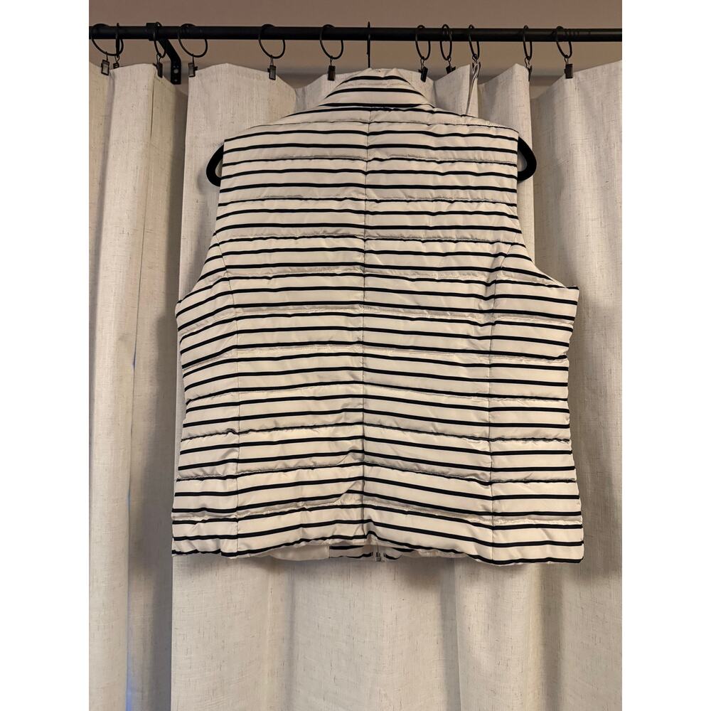 Blue and White Stripped Vest By Colebrook Size Large - Picture 3 of 6